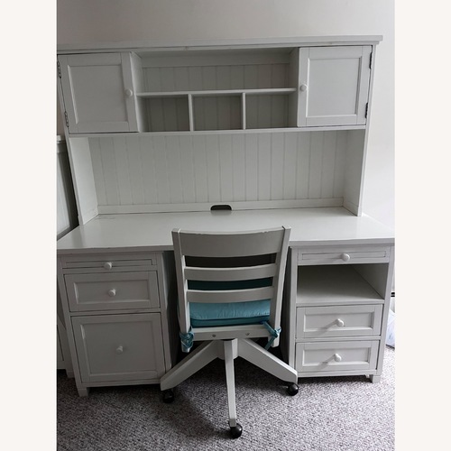 Used Pottery Barn Teen Beadboard Desk for sale on AptDeco