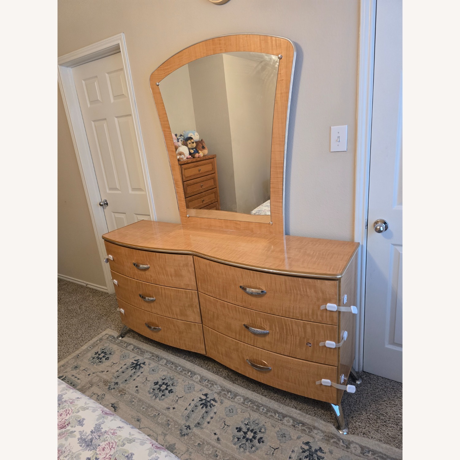 Light Brown Wood Full Bed - image-1