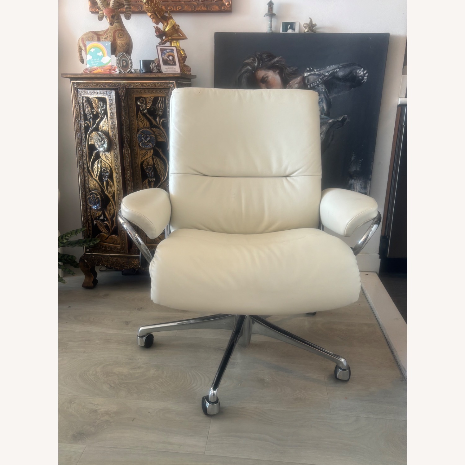 Office Chair - image-1