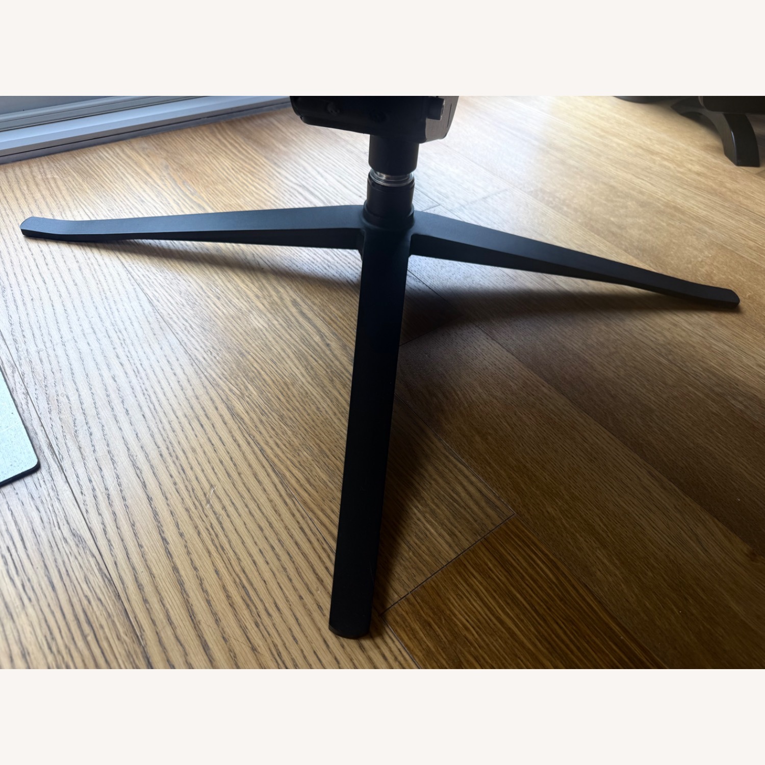 BoConcept Tilburg Recliner - Gray, Pristine - image-12