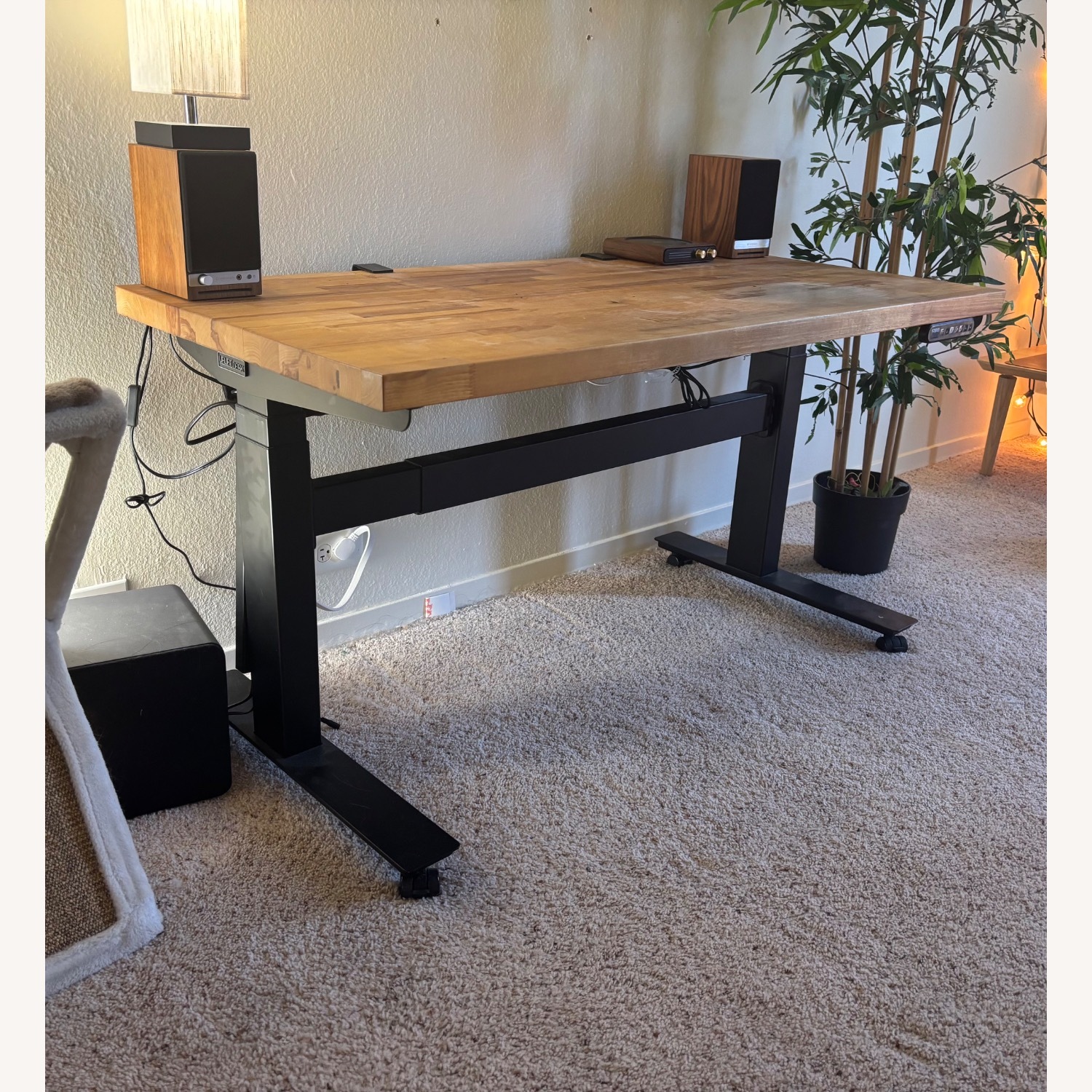 Uplift Commercial Desk - image-2