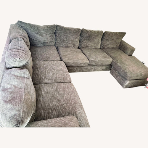 Used Classic Home Light Gray Fabric 3+ Piece Sectional for sale on AptDeco