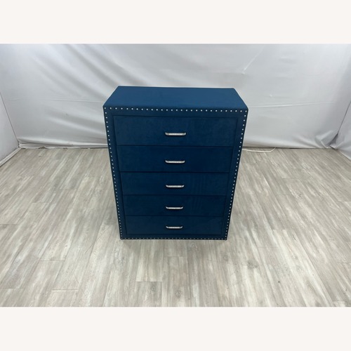 Used Coaster Furniture Melody 5-Drawer Bedroom Chest  for sale on AptDeco