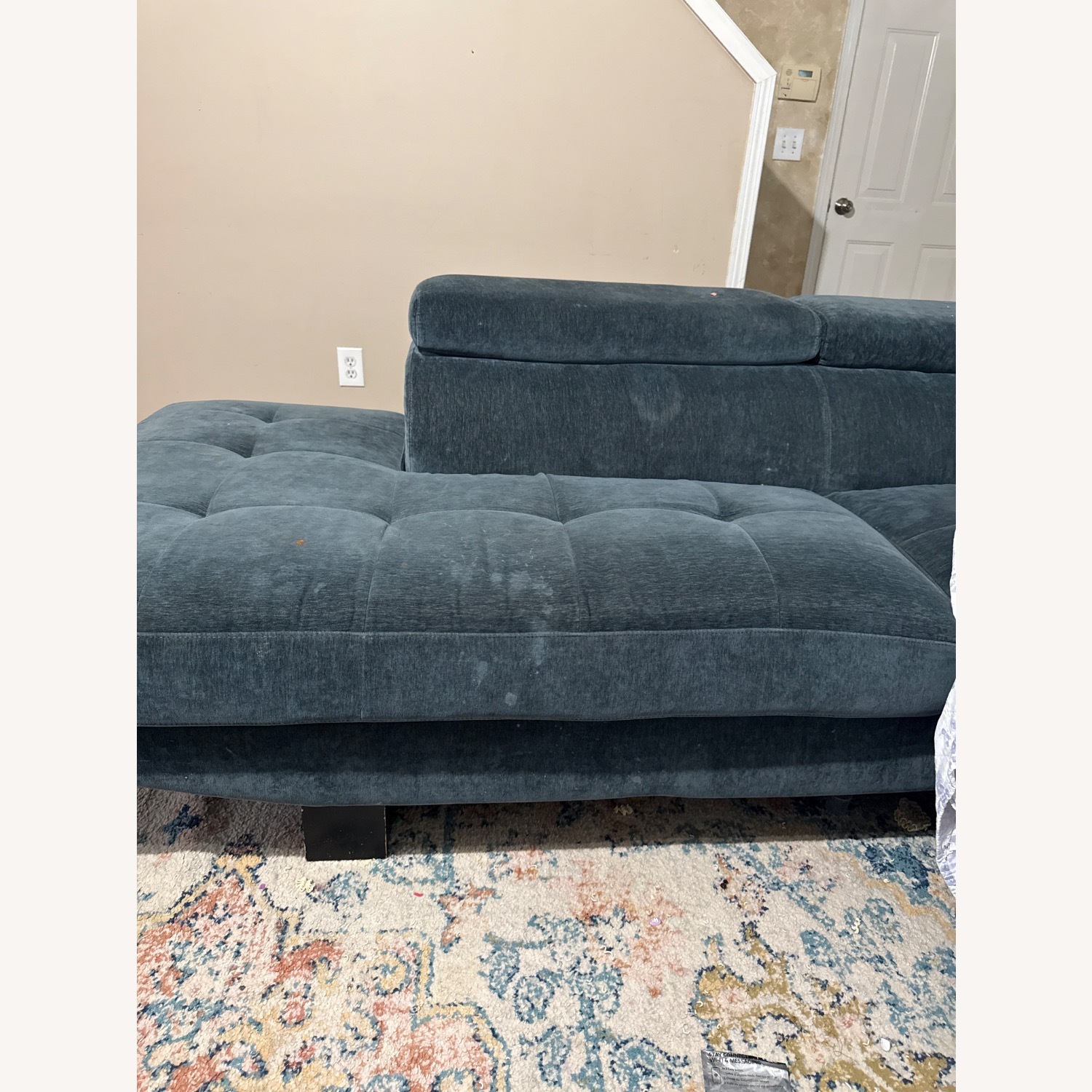 Rooms To Go Fabric 3+ Seater Sofa - image-4