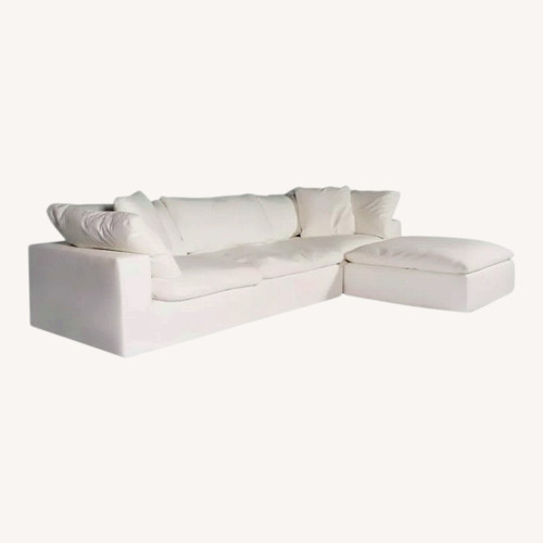 Used Coleman Furniture White Fabric 3+ Piece Sectional for sale on AptDeco
