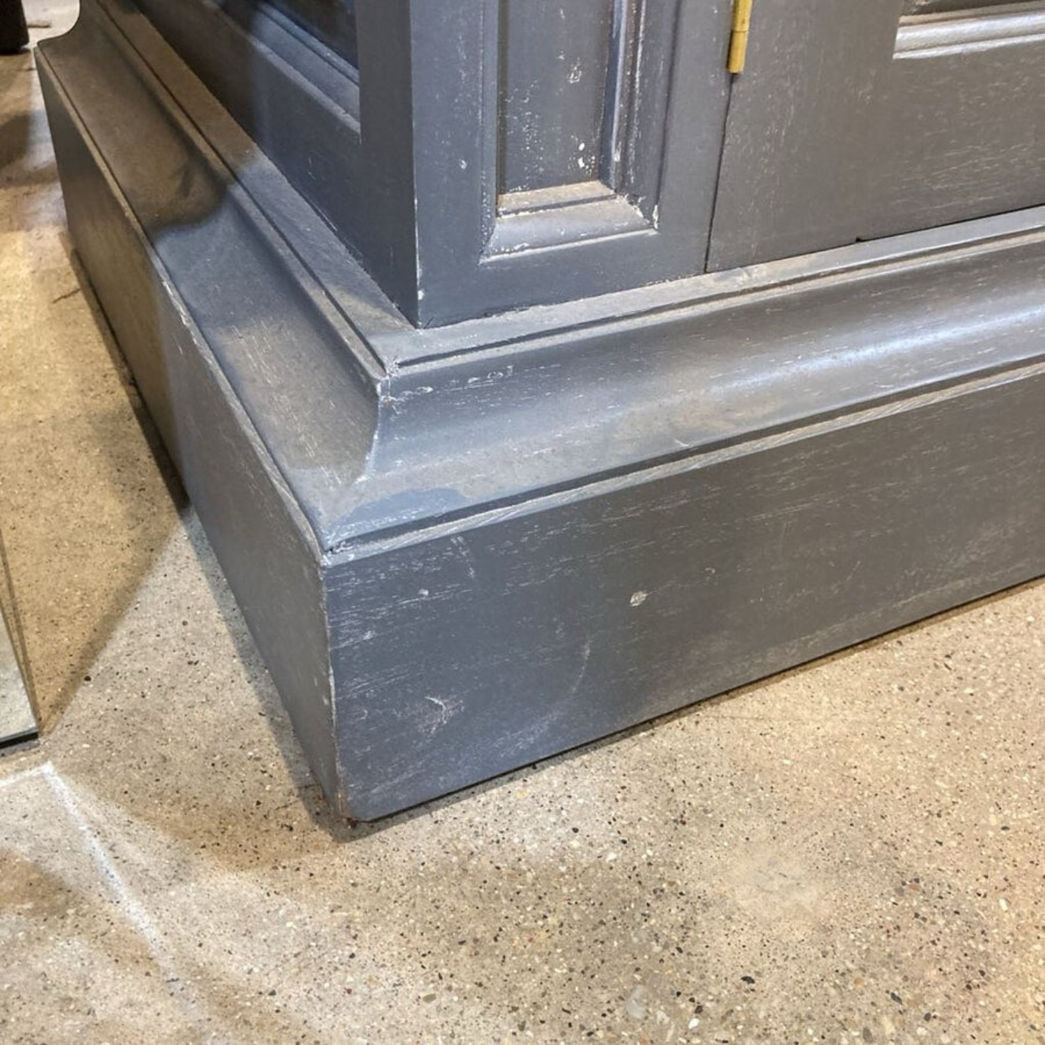 Bramble Solid Wood Distressed 2-Door Media Console - image-13