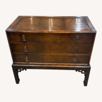 Hekman Furniture Jacobean 3-Drawer Dresser