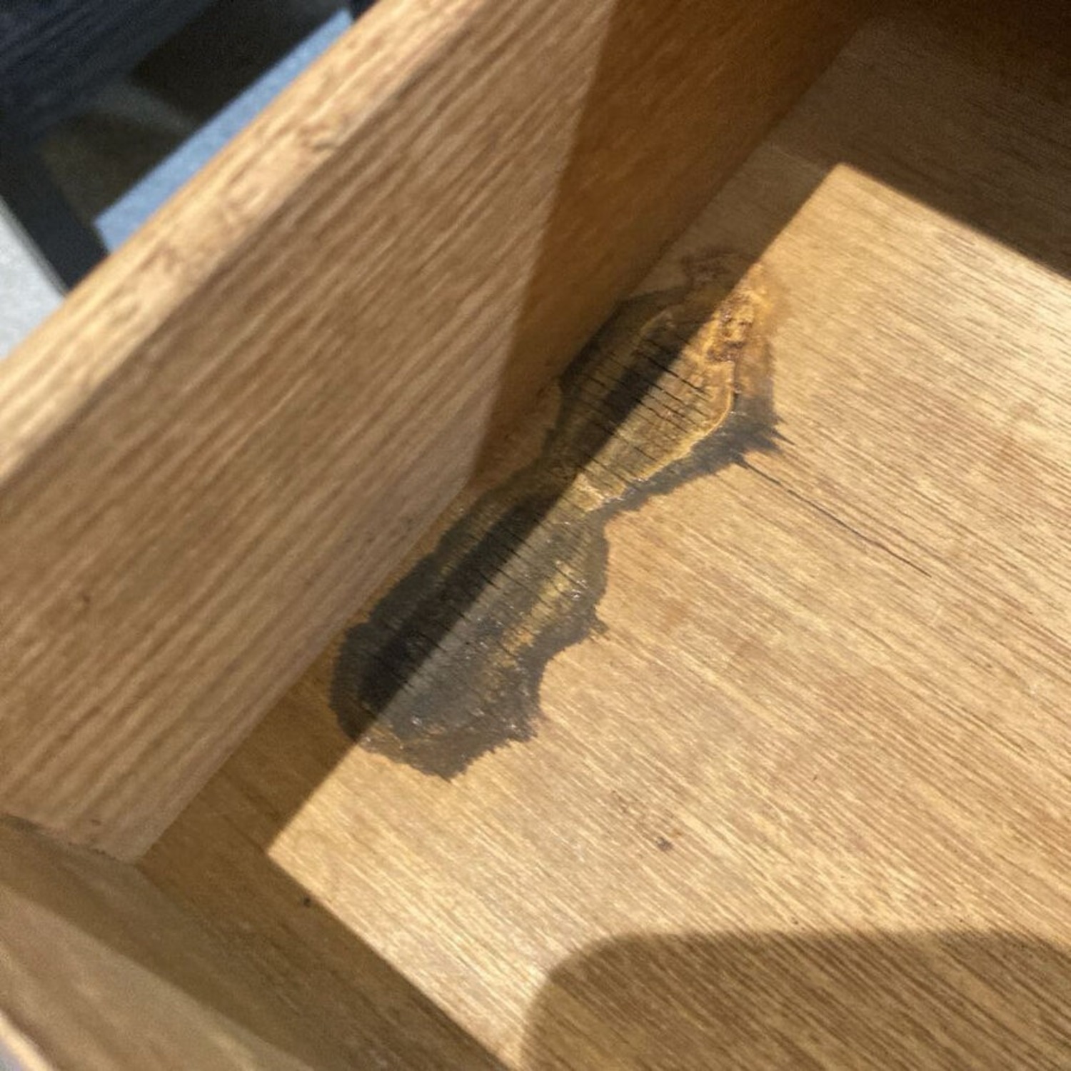 Hekman Furniture Jacobean 3-Drawer Dresser - image-8