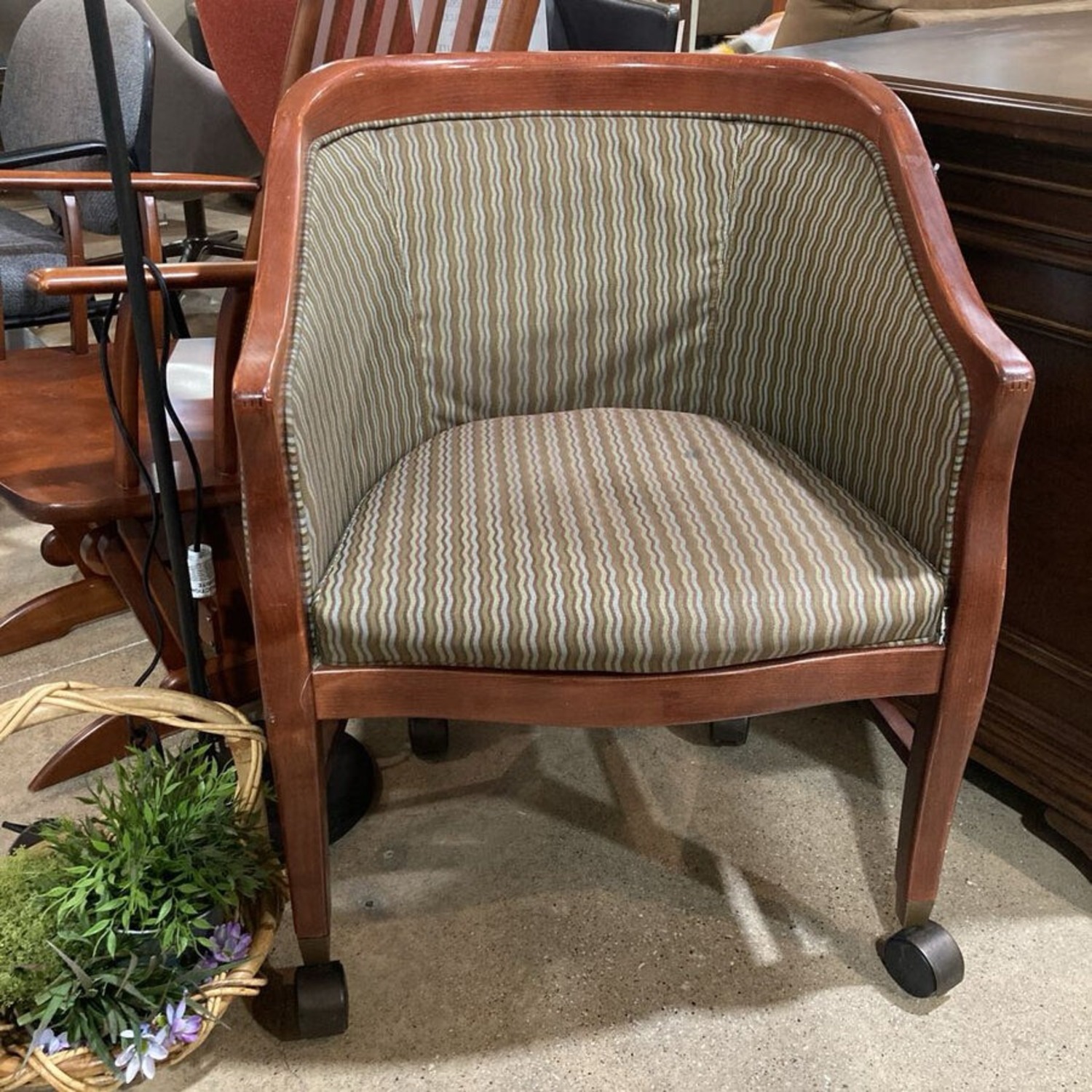 Empire Style Patterned Chair - image-4