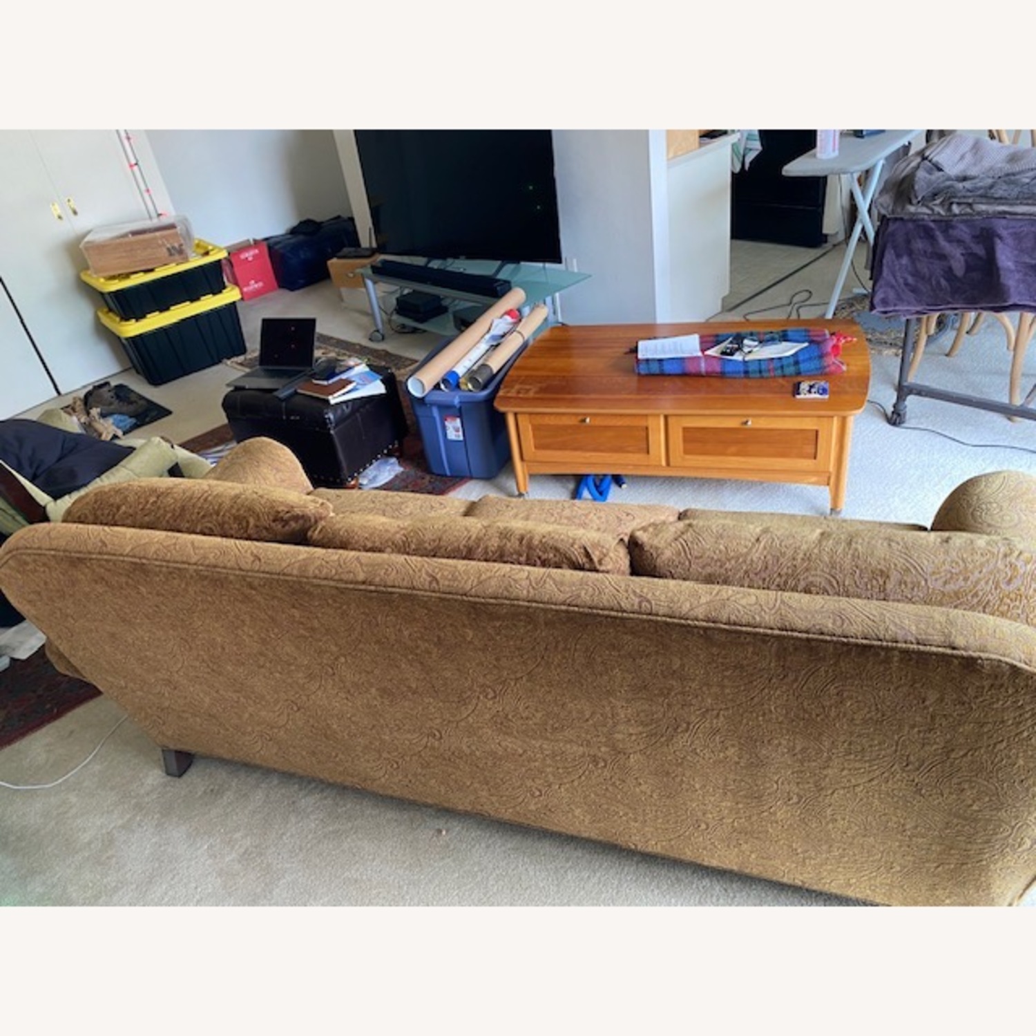 Vintage/Antique Fabric 3+ Seater Sofa - image-3