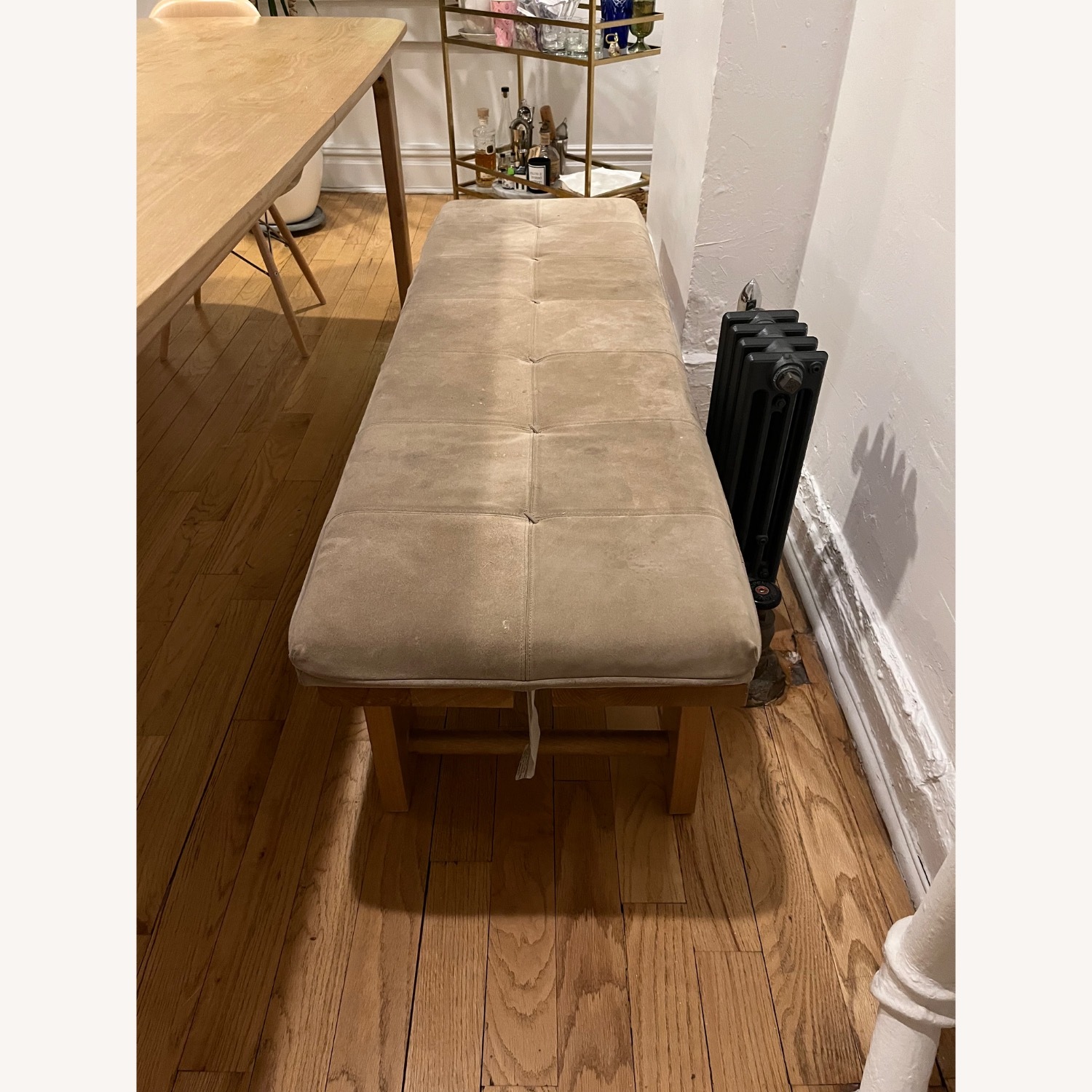 Article Extending Dining Table + 2 Benches - image-3