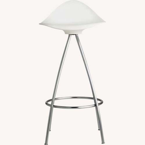 Used Design Within Reach Onda White Stool for sale on AptDeco