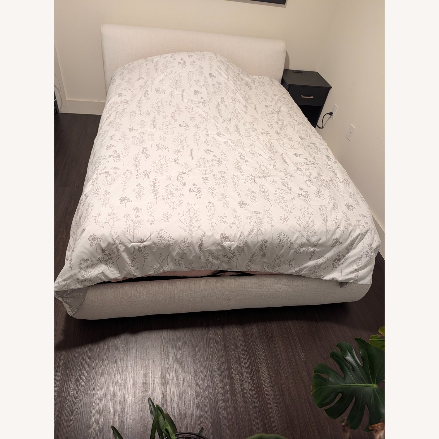 Design Within Reach Nest Queen Bed - image-2