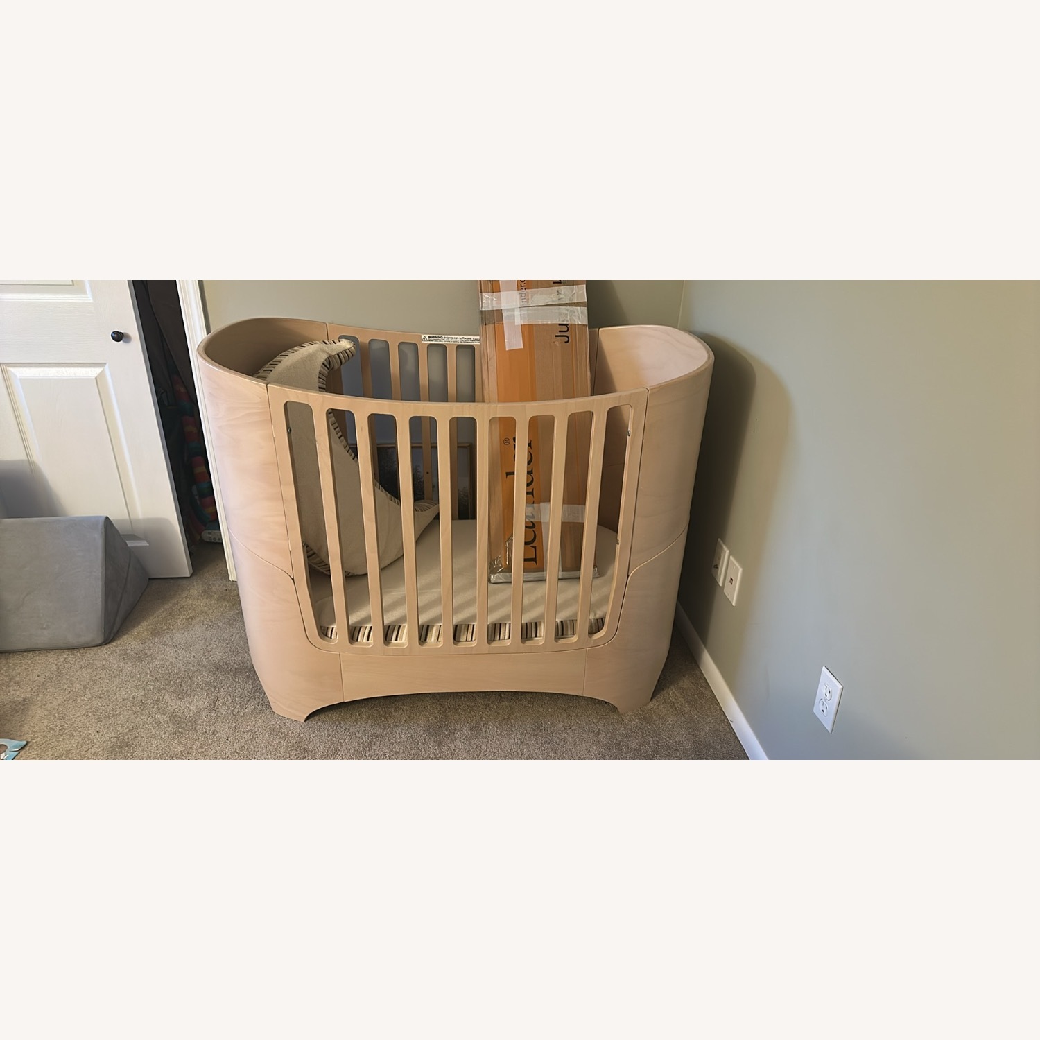 Tulip Leander Crib Natural Wood Crib - image-1