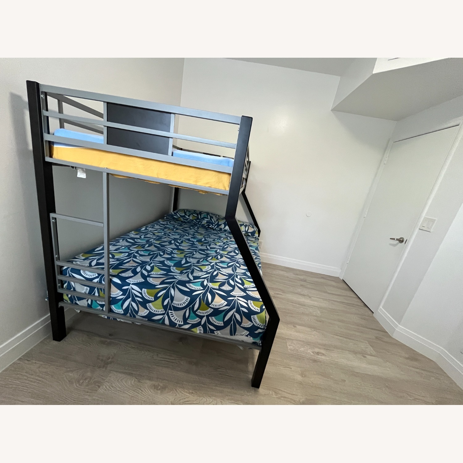 Ashley Black Metal Bunk Bed - image-3