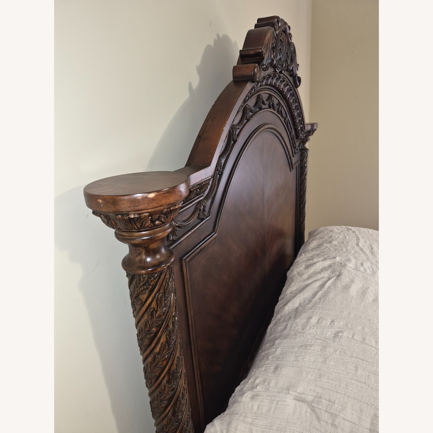 Ashley's Furniture Northshore Queen Panel Bed  - image-4