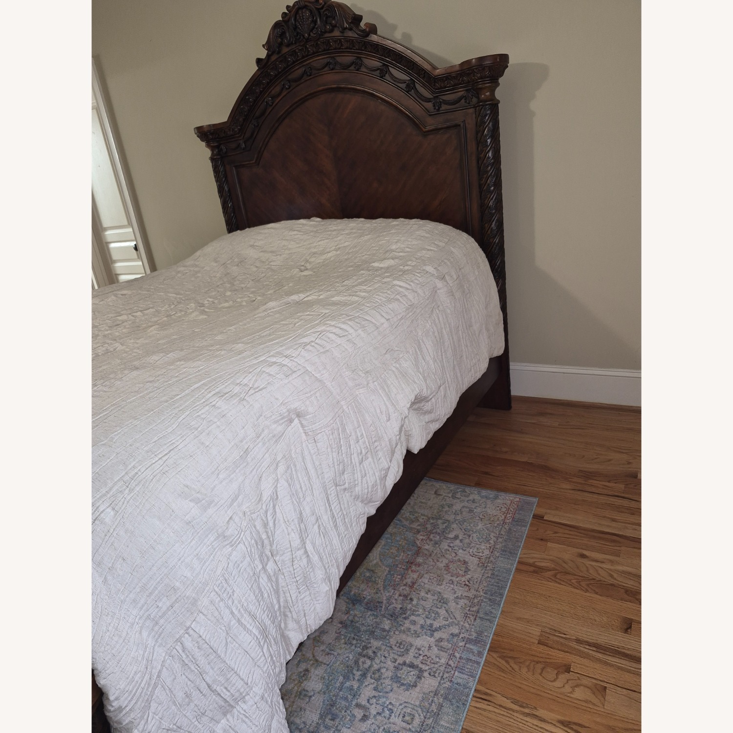 Ashley's Furniture Northshore Queen Panel Bed  - image-6