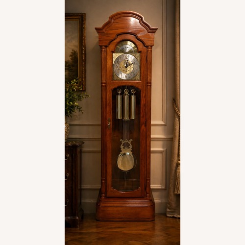 Used Ridgeway Model 266 Vintage Grandfather Clock for sale on AptDeco