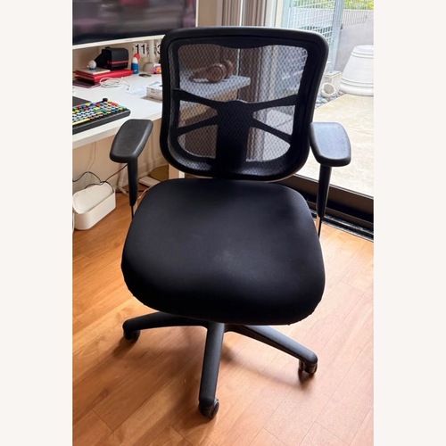 Used Black Office Chair for sale on AptDeco