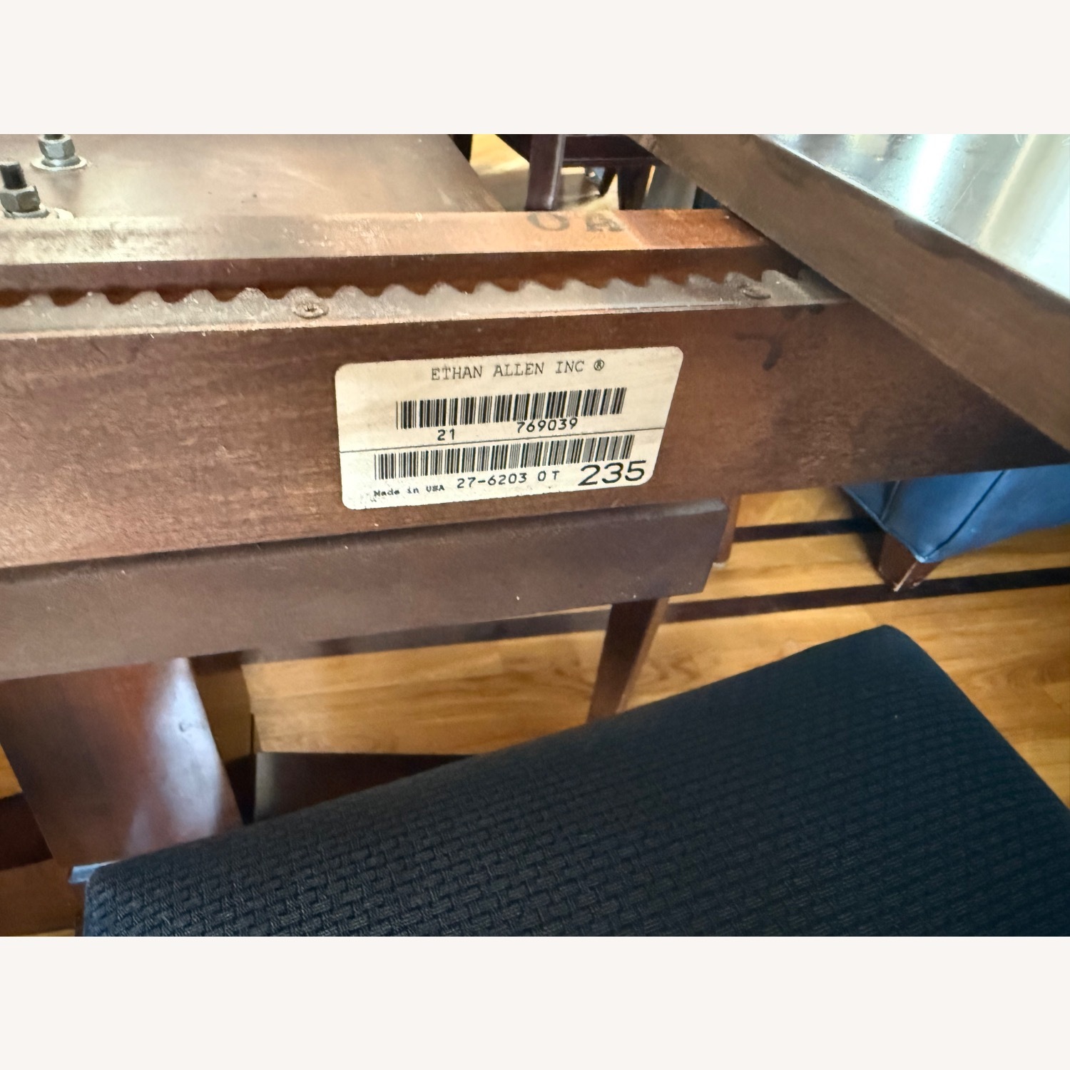 Ethan Allen British Classics Pedestal Dining Table - image-13