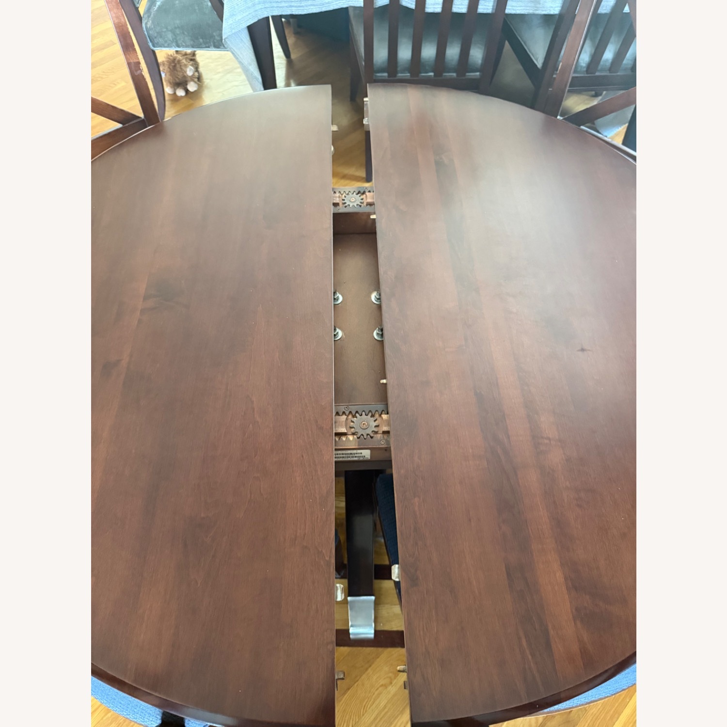 Ethan Allen British Classics Pedestal Dining Table - image-11