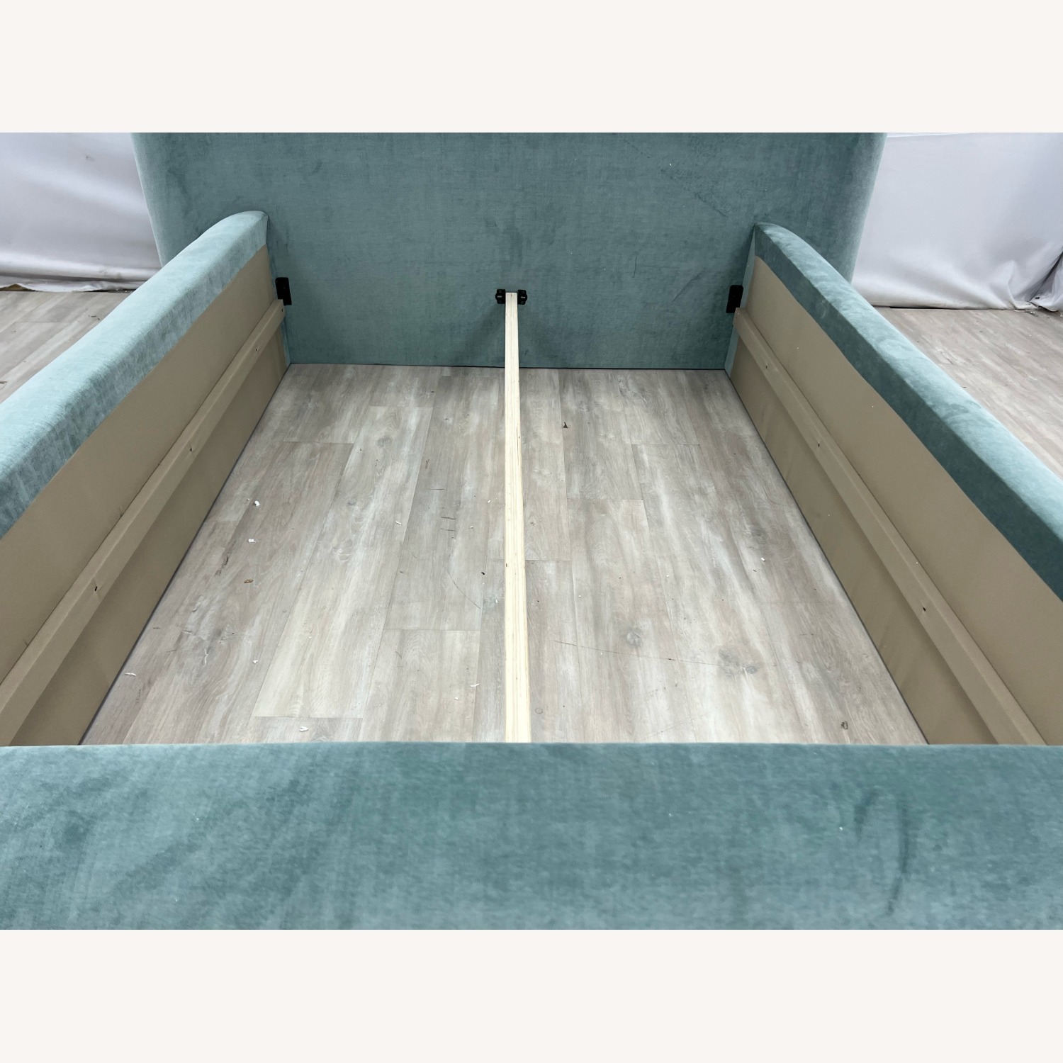 Lulu & Georgia Penley Rounded Full Platform Bed - image-4