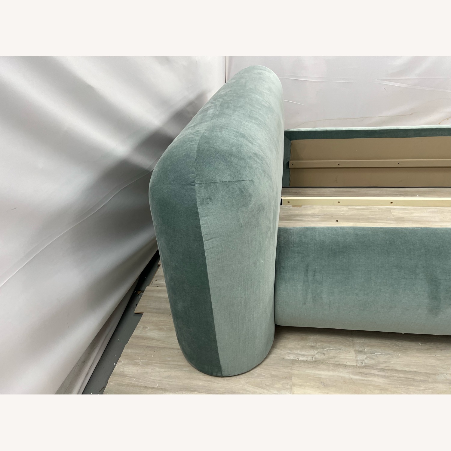 Lulu & Georgia Penley Rounded Full Platform Bed - image-6