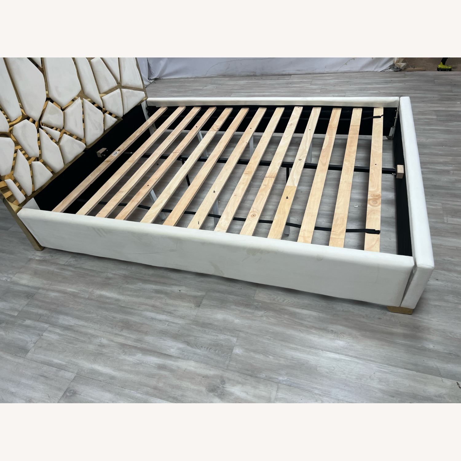 Mercer41 Upholstered Metal Platform Queen Bed - image-7