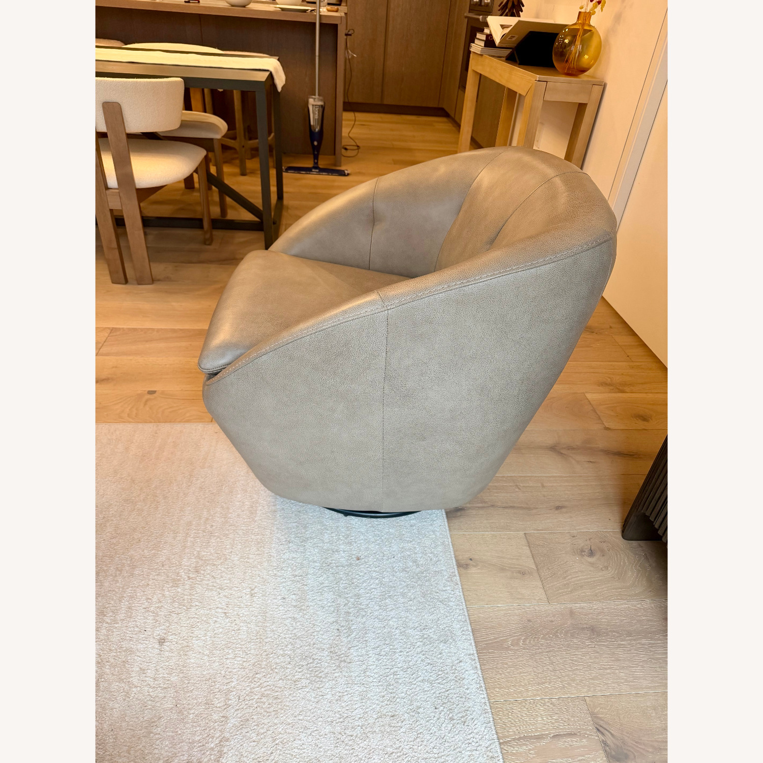 Flexsteel Wade Taupe Leather Swivel Barrel Chair - image-6