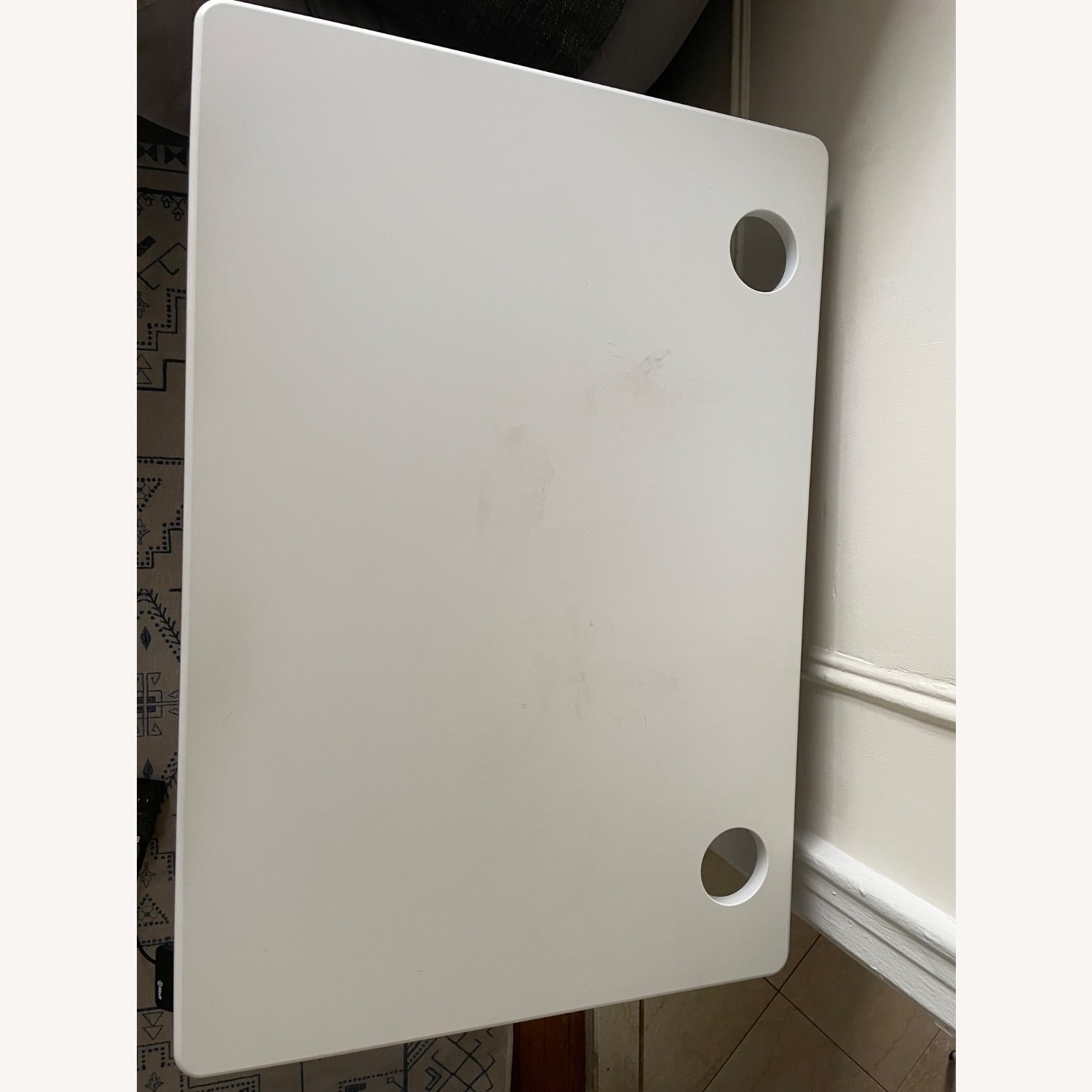 Black and White Motorized Standing Desk - image-2