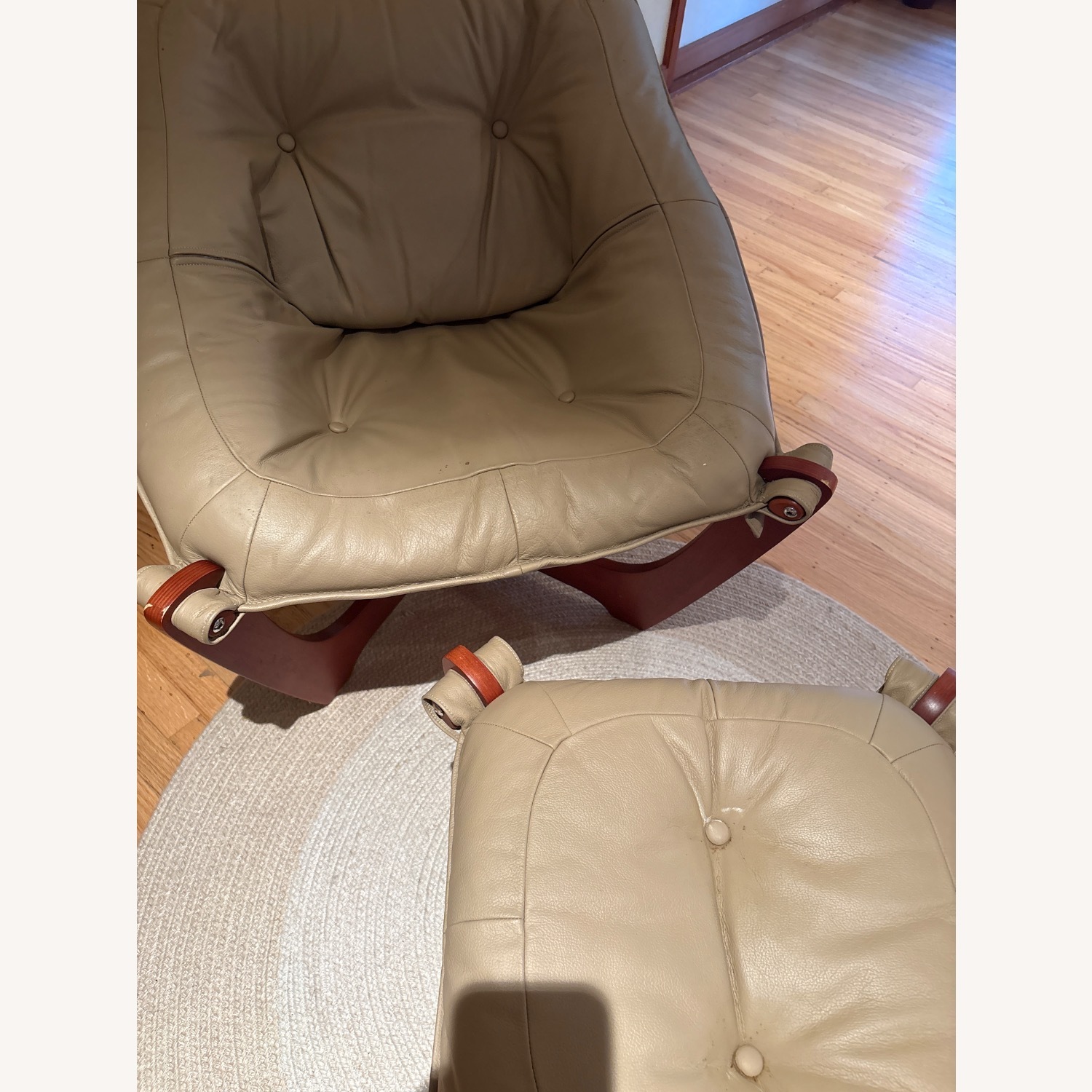 Scandinavian Designs Light Brown Recliner - image-4