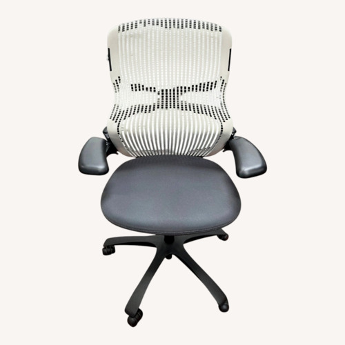 Used Knoll Generation Chair in Light Grey for sale on AptDeco