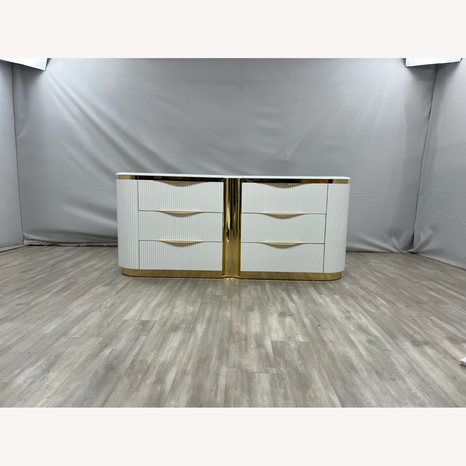 Mercer41 Eward 6 - Drawer Dresser - image-1