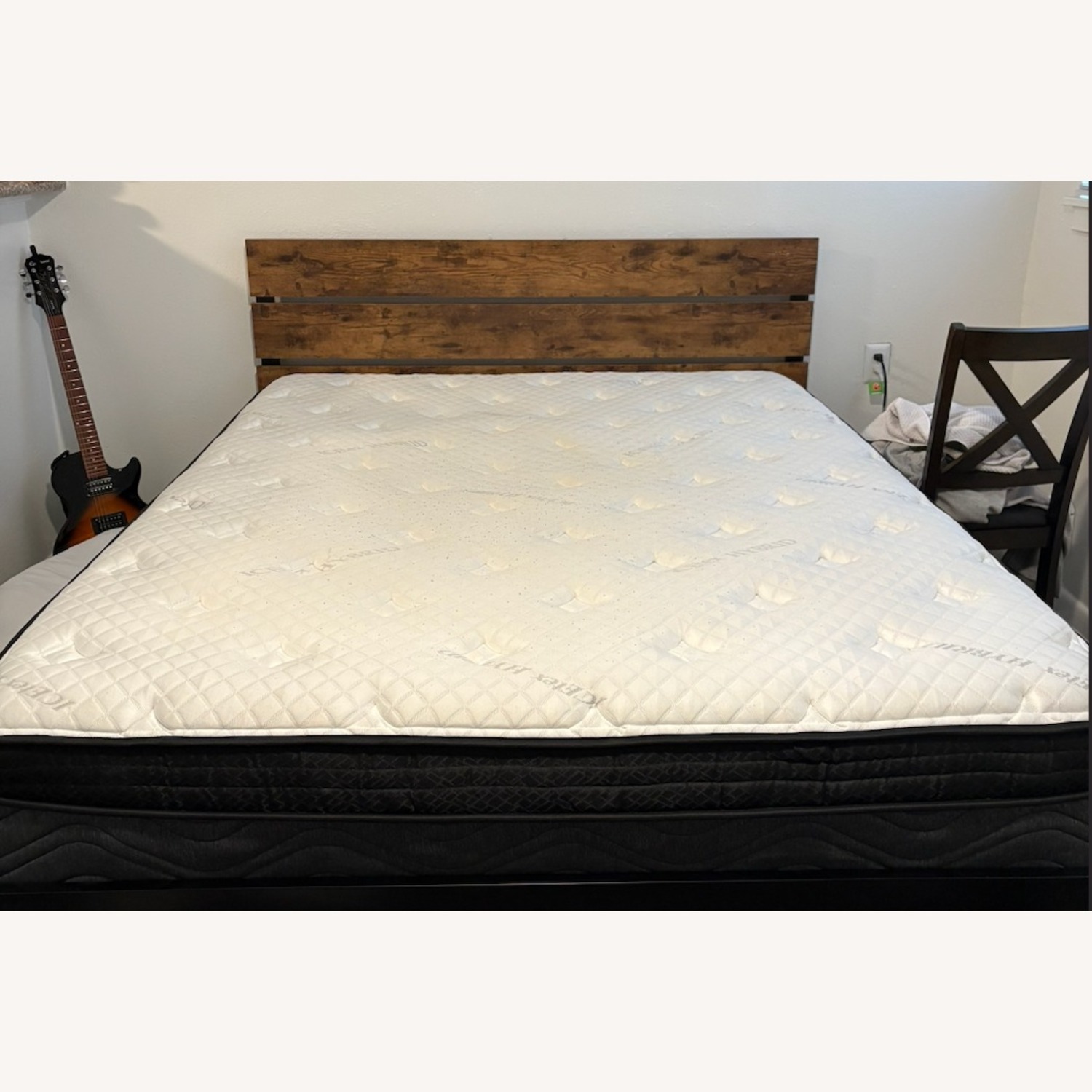 Black Metal Queen Bed - image-3