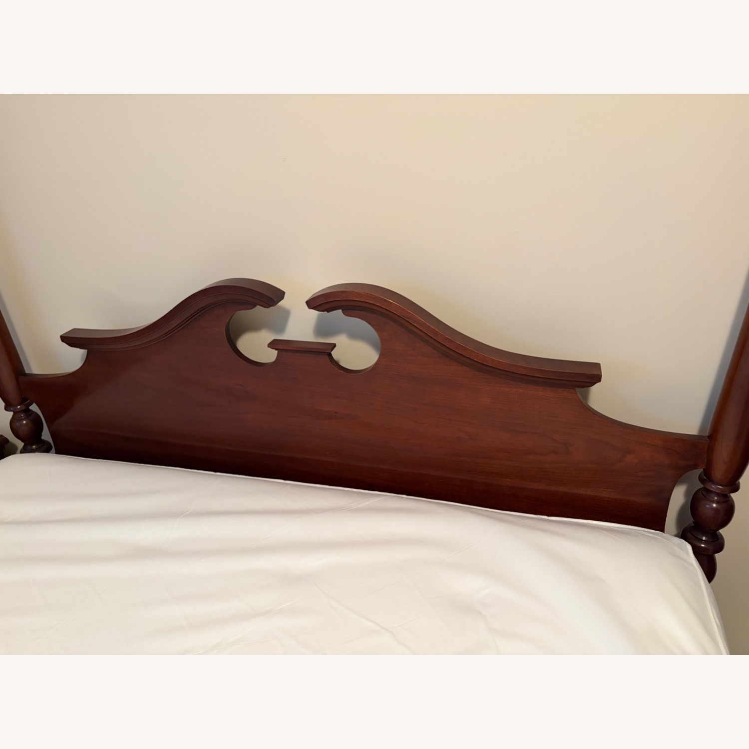 Thomasville Poster Bed  - image-2