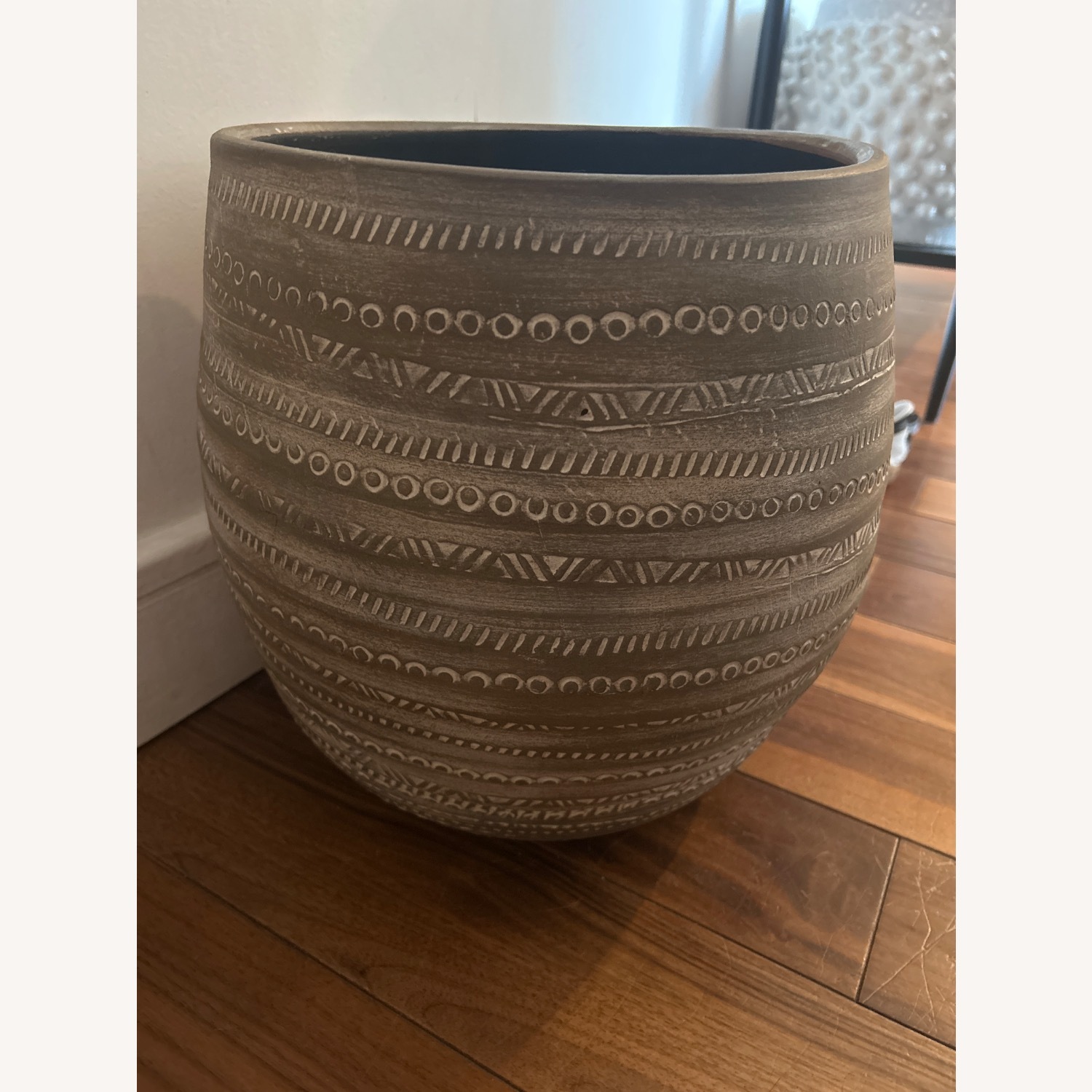 Light Grey Planter With Pattern Detail  - image-4