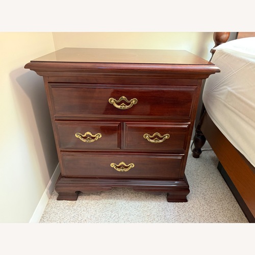 Used Thomasville Furniture Industries Nightstand for sale on AptDeco
