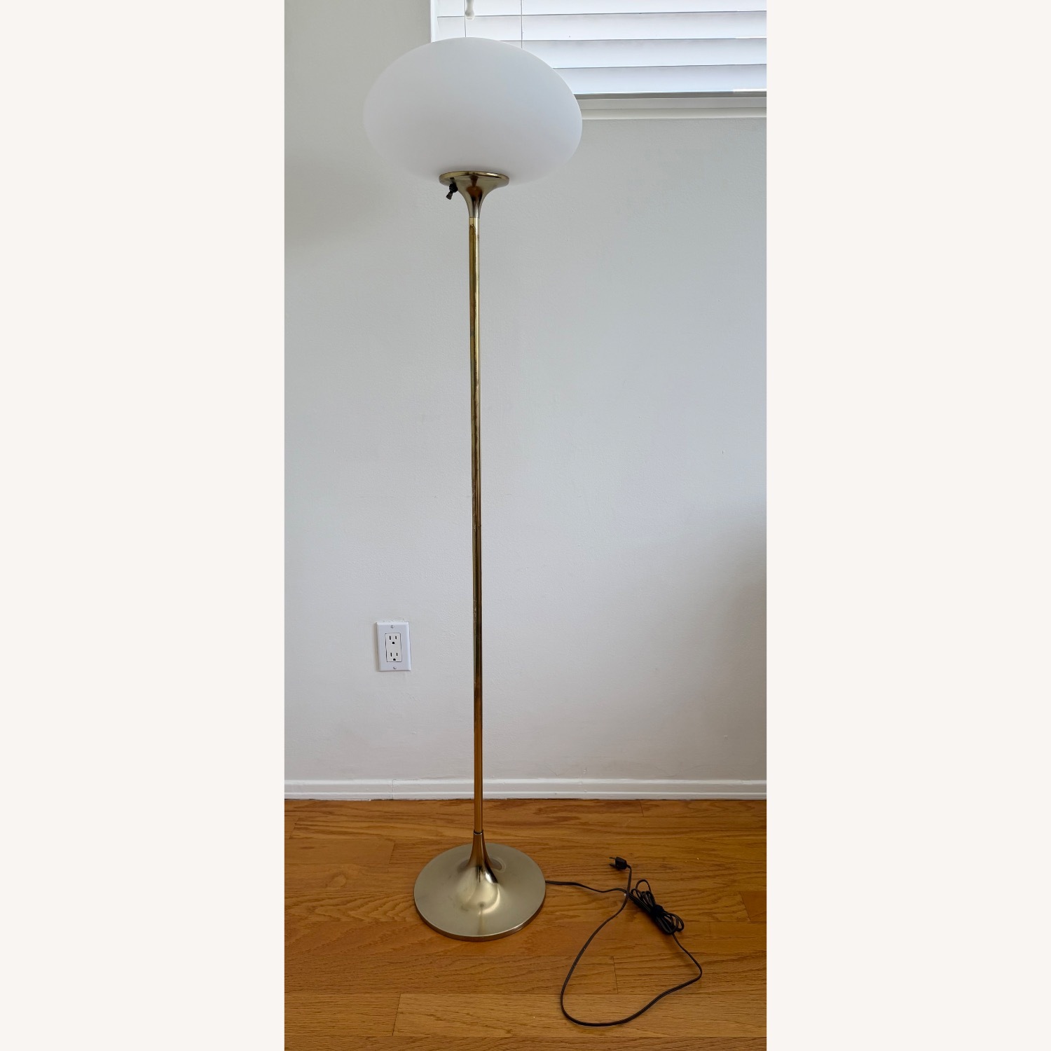 Vintage/Antique Gold Brass Floor Lamp - image-1