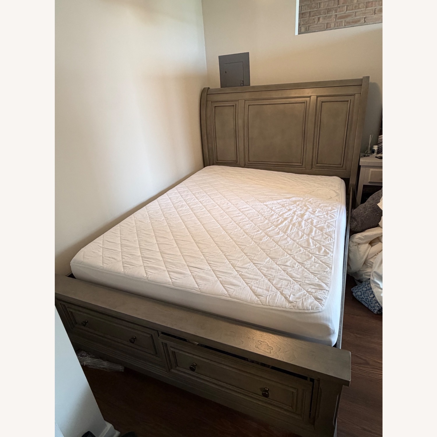 Ashley Furniture Dark Gray Wood Queen Bed - image-2