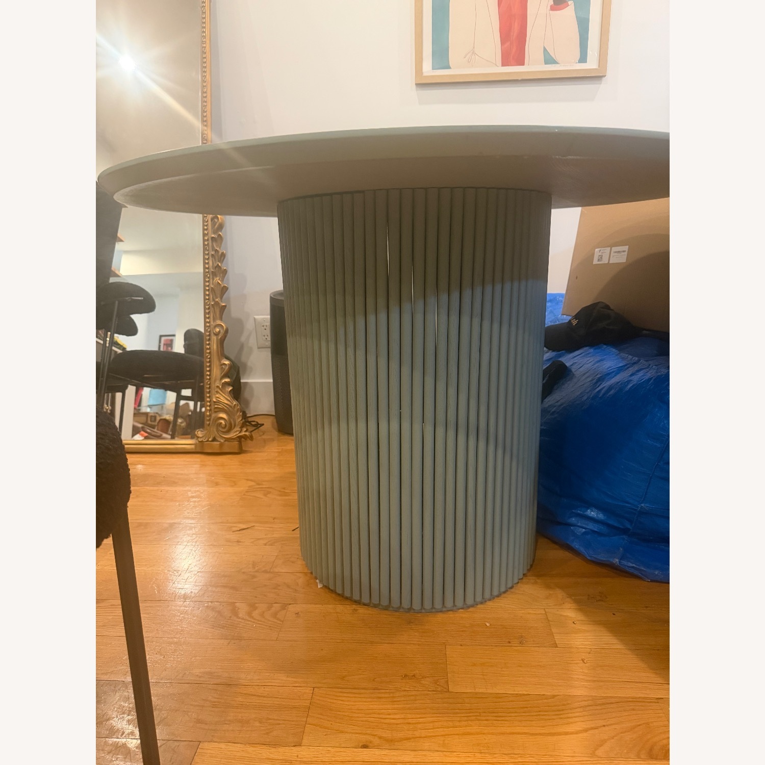  Round Oak Pedestal Dining Table, Sage Green - image-2