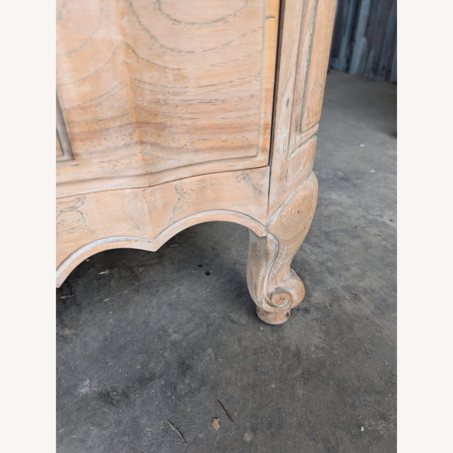 Thomasville Furniture Industries 9 Drawer Natural Dresser - image-13