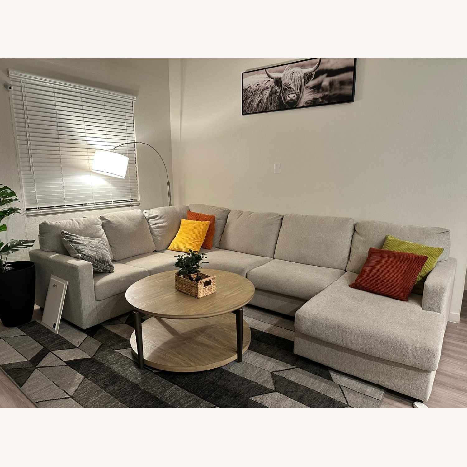 Light Gray 6-Seat Sectional Sofa with Chaise - image-1