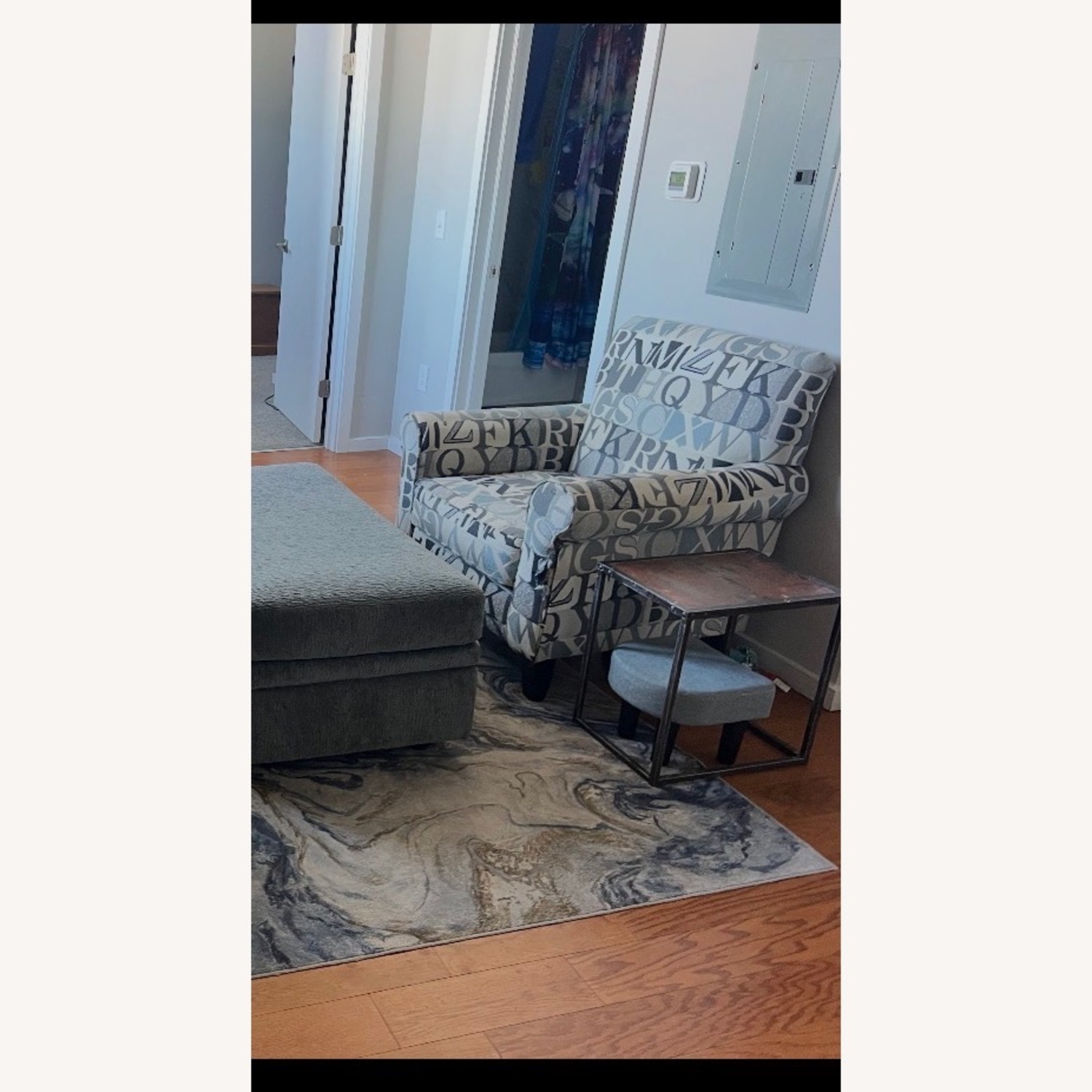 Raymour & Flanigan Alphie Light Gray Accent Chair - image-2