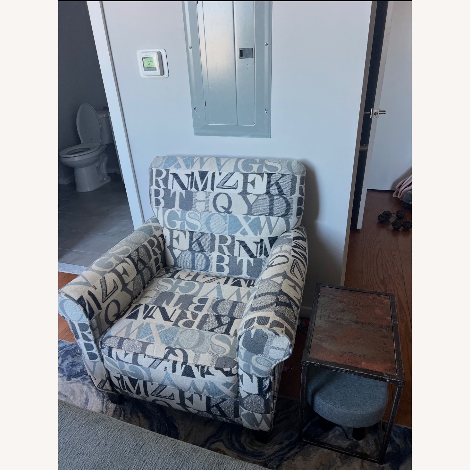 Raymour & Flanigan Alphie Light Gray Accent Chair - image-3