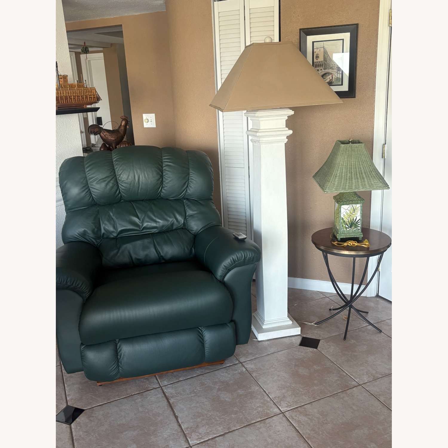 La-Z-Boy Leather Power Recliner - image-3