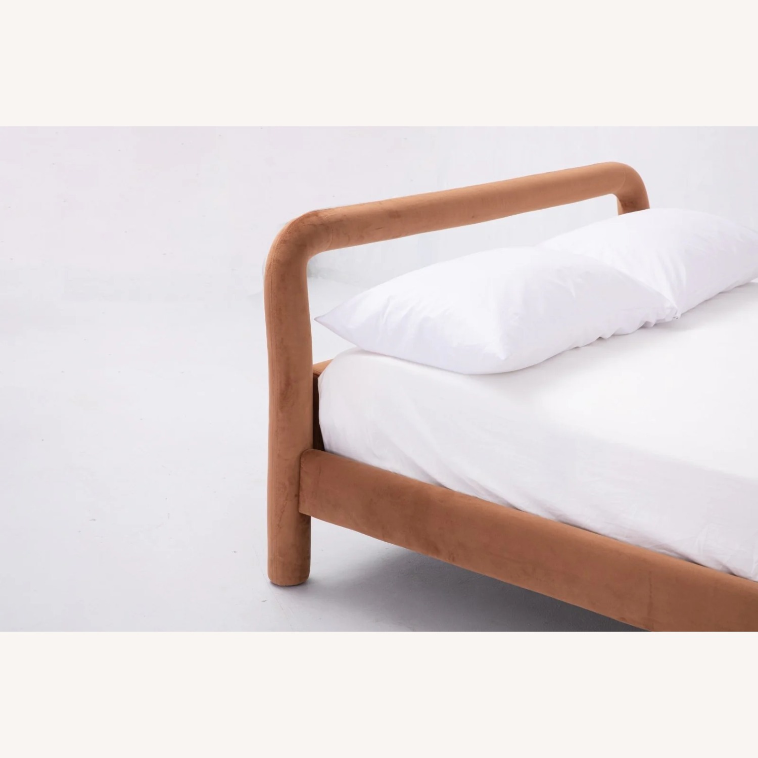 Sun At Six Temi Pink Velvet Queen Bed - image-3