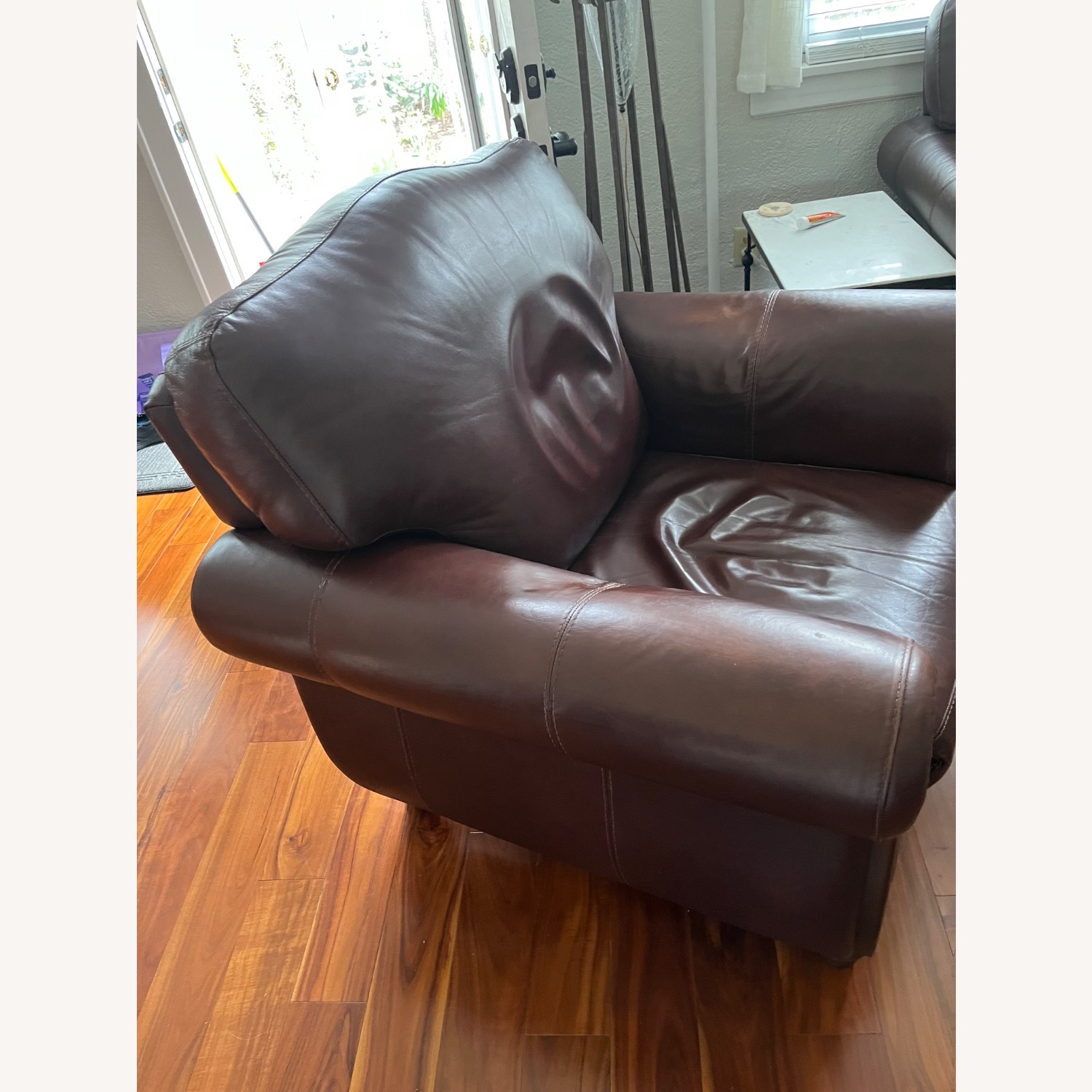 Chateau D'ax Dark Brown Recliner - image-2