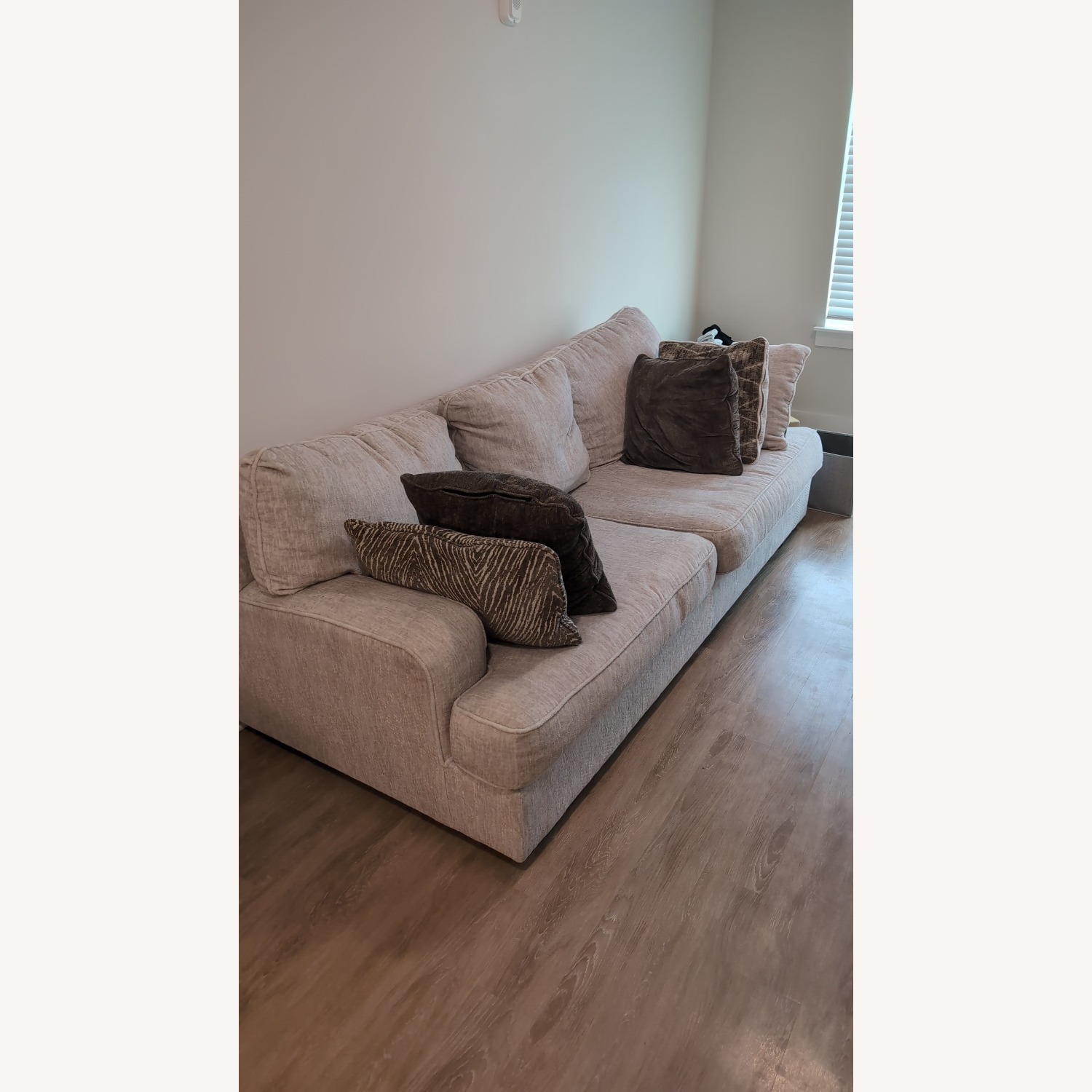Ashley's Furniture Alesandra Sofa - image-2