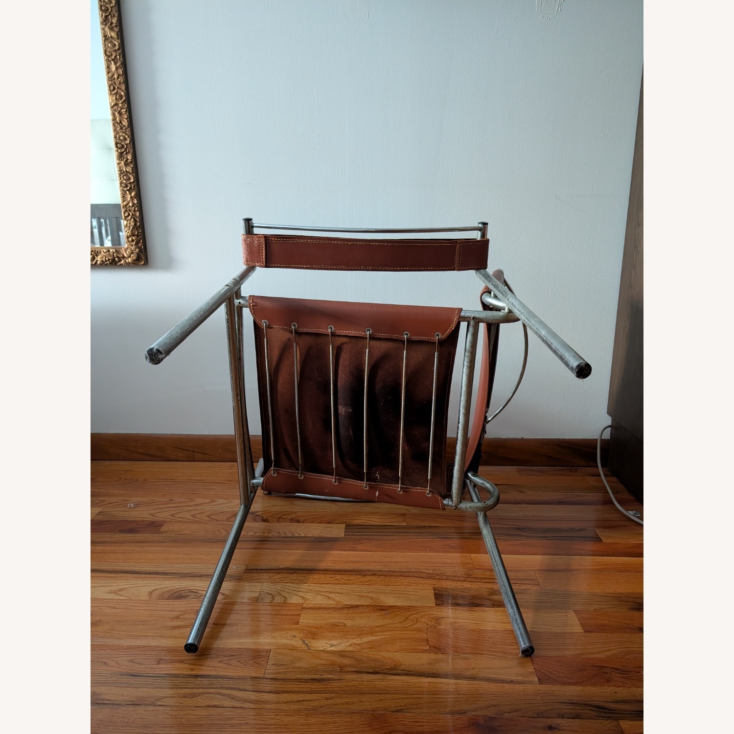 Vintage/Antique Dark Brown Accent Chair - image-7