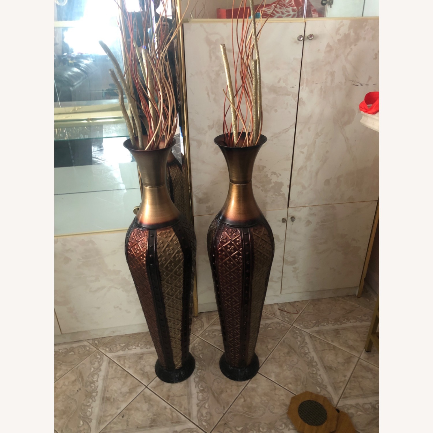 Gold Décor - image-1